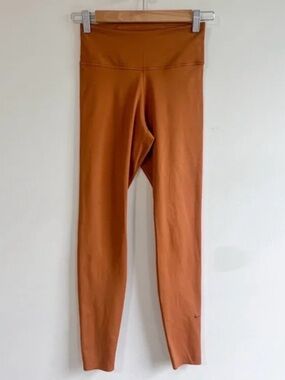 Nike Women's  Orange High-Rise Leggings
